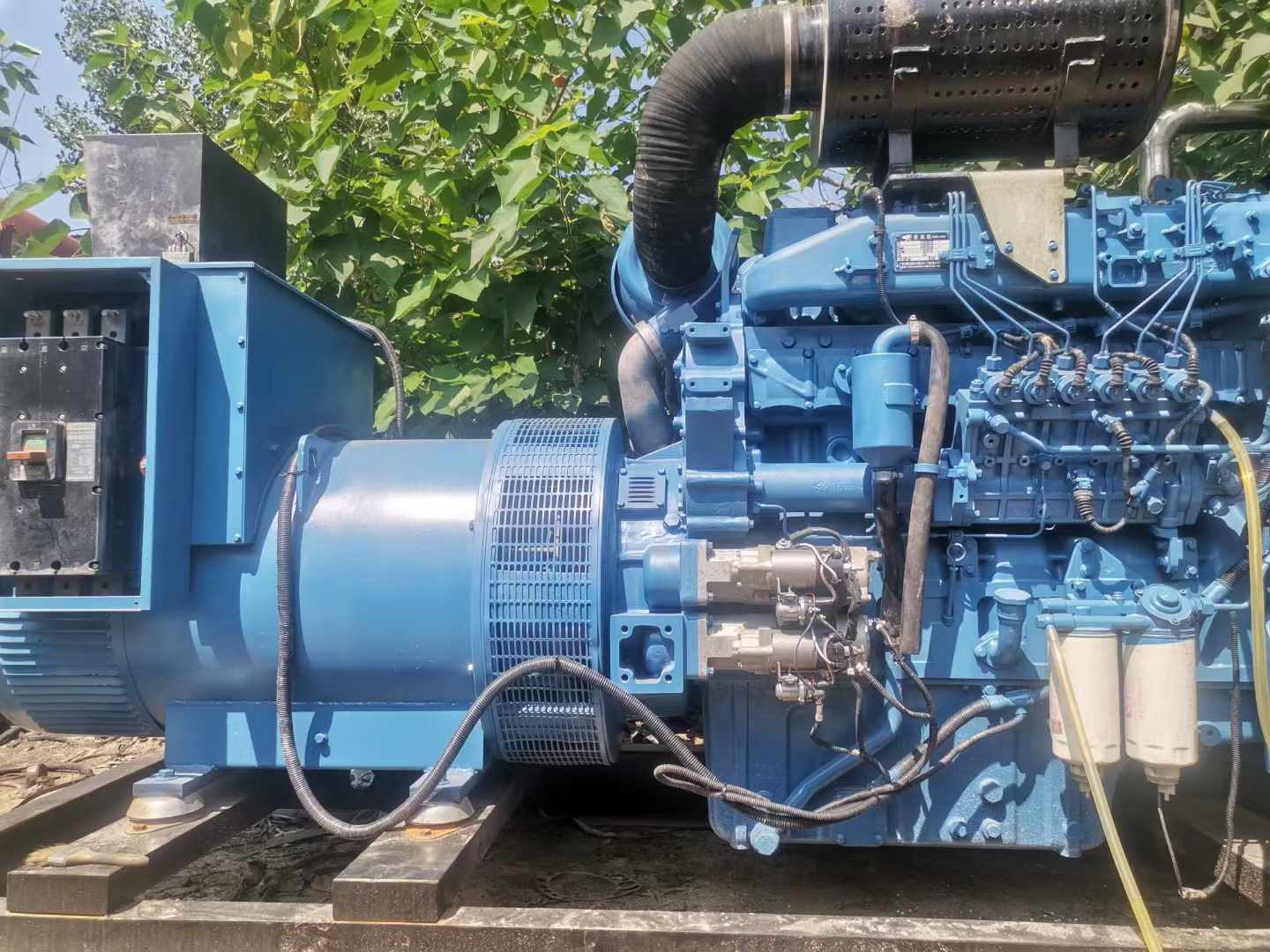 靖远详细说明降低 800kW 柴油发电机输出电流波动的方法